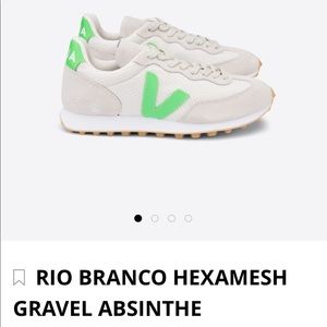 Veja Sneakers size US6/EUR37